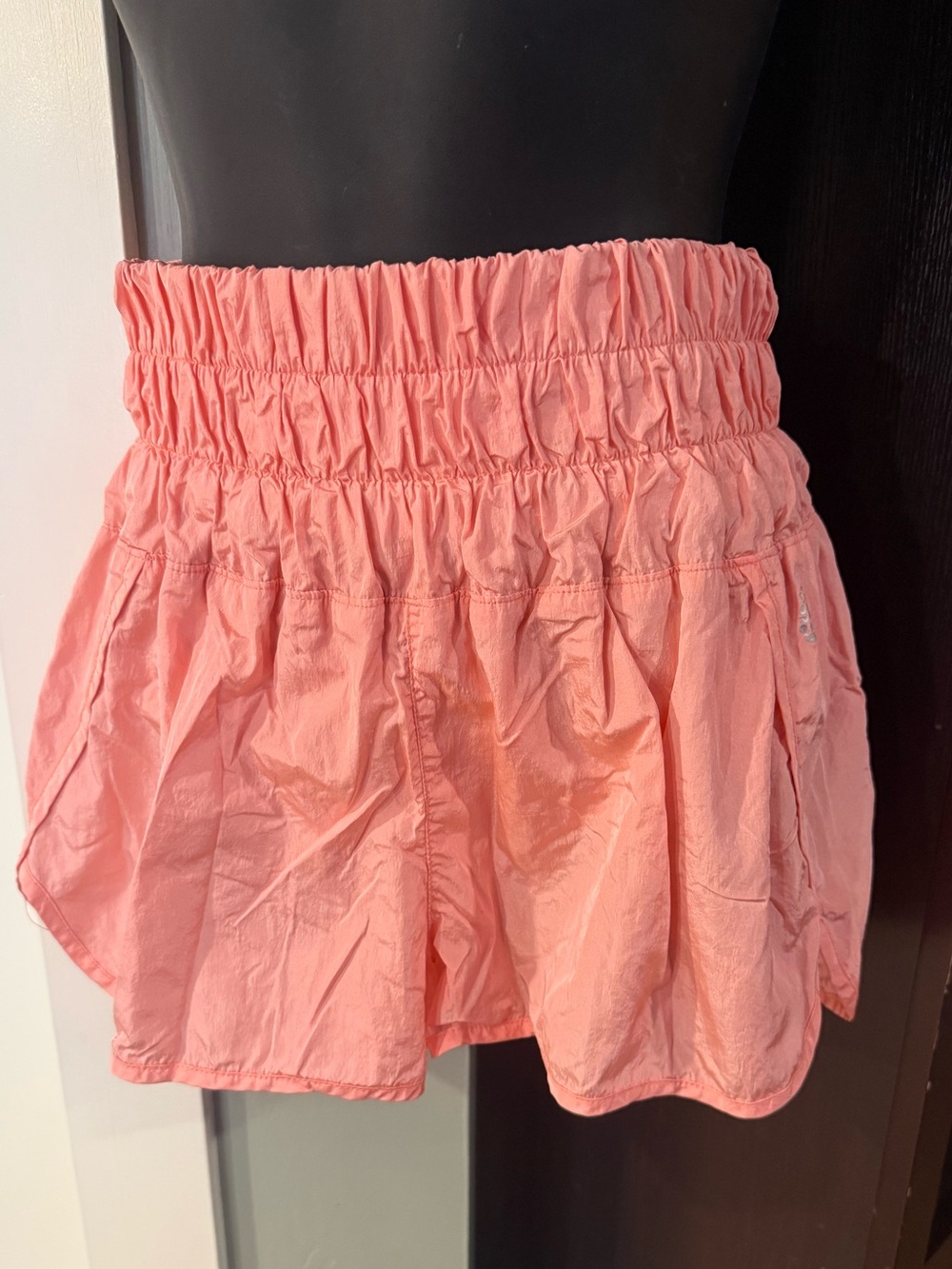 Free People FP Movement Women’s Coral Athletic Shorts Mesh Pocket Medium